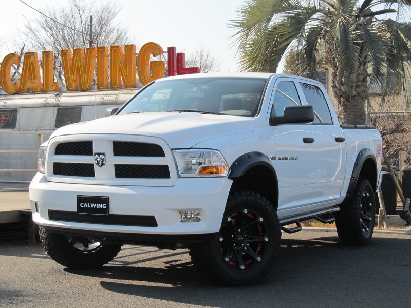 ダッジ ラム ピックアップ ST 1500 クルーキャブ AWD DETROIT REDWINGS