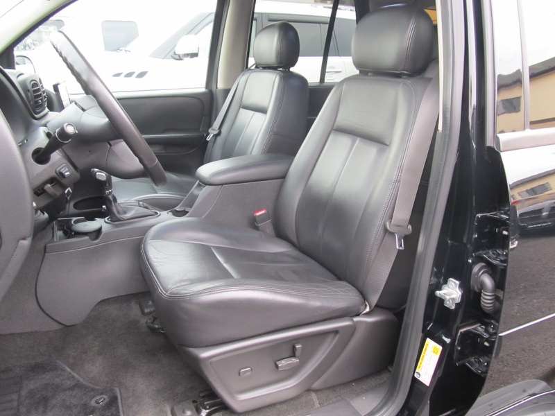 シボレー トレイルブレイザー LTZ AWD ディーラー車 ZINIK22