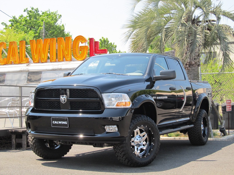 ダッジ ラム ピックアップ ST 1500 クルーキャブ AWD DETROIT REDWINGS