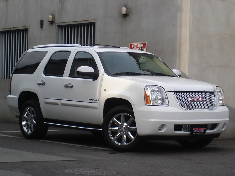 GMC ユーコンデナリ純正 GMC ユーコンデナリ純正 | 中古タイヤ・ホイール専門店 太平タイヤ