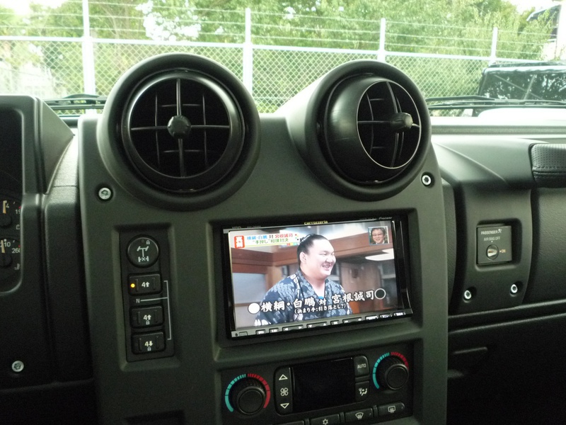 ハマー H2 新車並行 LEXANI24インチ ヘッドレストモニター