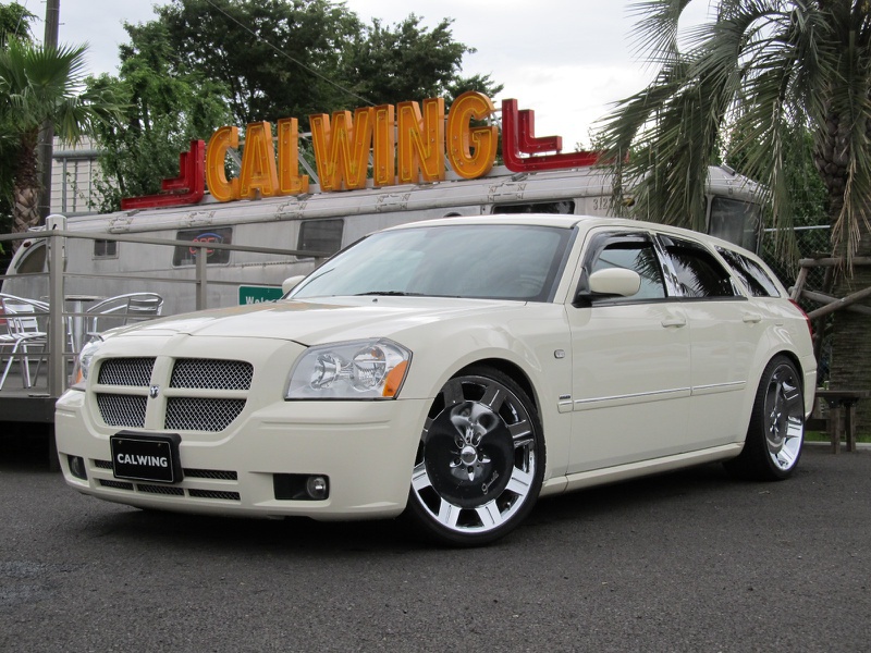 ダッジ マグナム 新車並行 RT 5.7 HEMI ジオバンナ・ジェネリー
