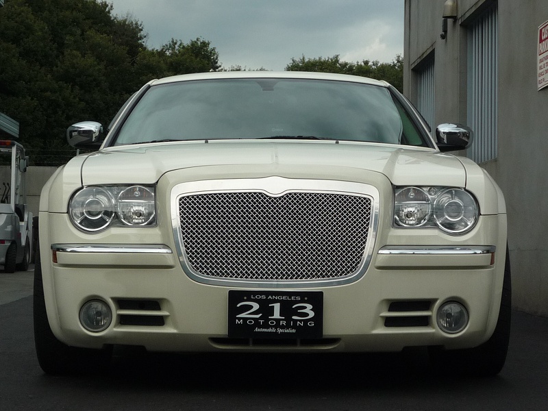 クライスラー 300C 5.7L HEMI DUB カスタム | 輸入車専門店