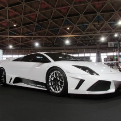 ランボルギーニ ムルシエラゴ HYPERFORGED19/20インチ  PREMIER4509エアロワンオフ加工