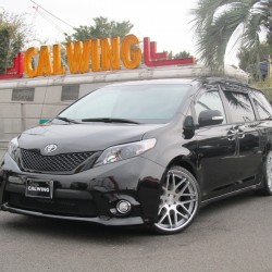 USトヨタ シエナ SE USホイール 同色ペイント カスタム