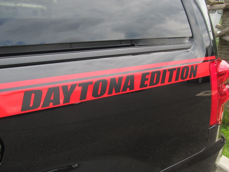 ダッジ グランドキャラバン DAYTONA EDITION ファイヤーレッド