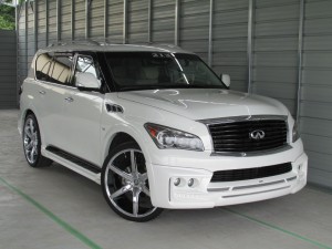 INFINITI QX56 LEXANI TOMMY KAIRA カスタム