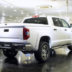 USトヨタ タンドラ FUEL DAYSTAR カスタム