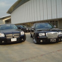 クライスラー 300C ダッジ マグナム