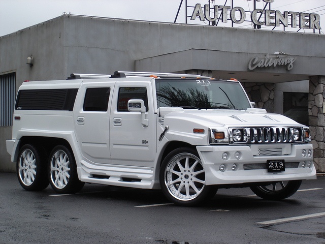 ハマー H2 6輪リムジン The Ultimate Six 画像更新いたしました Calwing キャルウイング