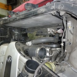 2002年 トヨタ セルシオ 水漏れ修理