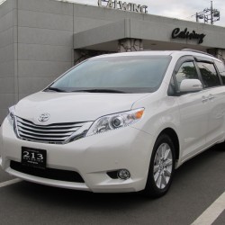 2013年 TOYOTA シエナ カスタム 1