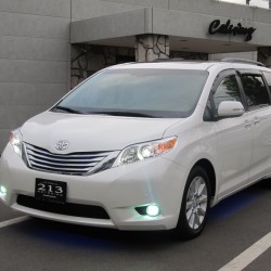 2013年 TOYOTA シエナ カスタム 2