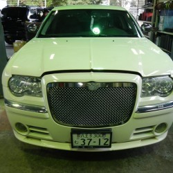 2006y クライスラー 300C 修理