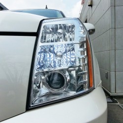 2007y~ エスカレード デイライト用LEDバルブ取り付け