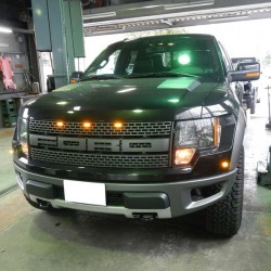 2012y FORD F150 SVT RAPTOR ヘッドライト交換