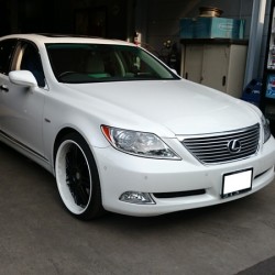 LEXUS LS460 ブレーキパッド&ローター交換