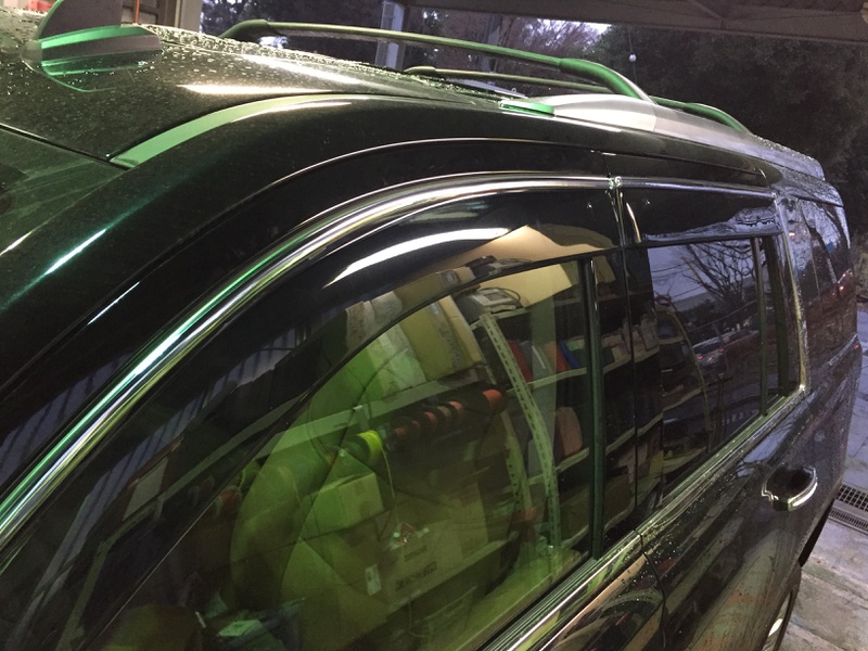 サイドバイザー フォード モンデオ 4ドア マークII 1995年〜2001年 モール付き AP-WVR-FO10-M 入数：1セット(4枚) ドアバイザ ために フォード ために モンデオ ために MK2 2001 2002