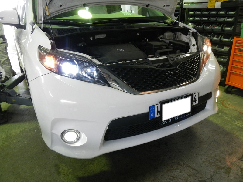 トヨタ シエナ Ledヘッドライト フォグライト バルブ取付 Calwing キャルウイング