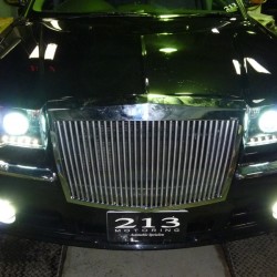 2005年 300C カスタム ヘッドライトハイビーム、フォグランプHID化