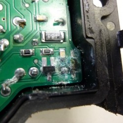 ハマーH2ワイパーが止まらない、動かない 症状が頻発しております 