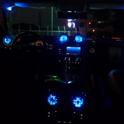 2005年ハマーH2 光り物カスタム エアコン吹き出し口間接照明取り付け