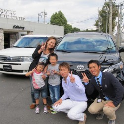 千葉県白井市にお住まいのW様に 新車 アメリカTOYOTA シエナ SE をご納車させて頂きました。