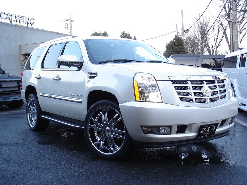 2008y キャデラック エスカレード ジオバンナ カラカス24インチ履きを