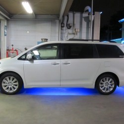 東京都中野区にお住まいのT様に新車 USトヨタ シエナ リミテッド をご納車させて頂きました。