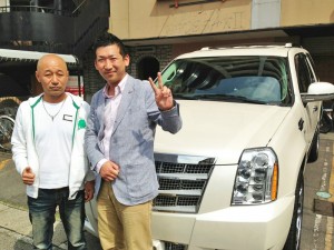 愛知県春日井市のT様に 新車 キャデラック エスカレード プラチナム をご納車させて頂きました。