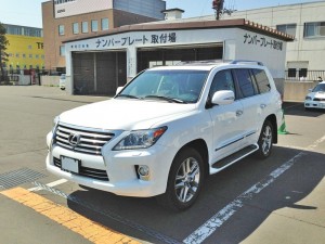 北海道札幌市のK社長に 新車 USレクサス LX570 をご納車させて頂きました。