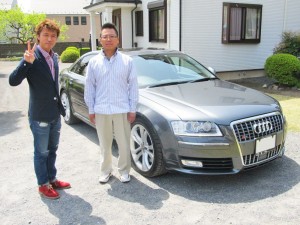 東京都羽村市のS様にアウディ S8をご納車させて頂きました。