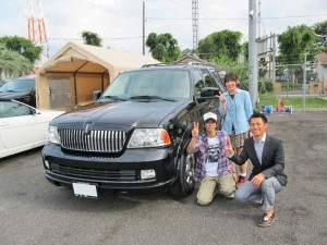 埼玉県朝霞市にお住まいのK様に リンカーン ナビゲーターをご納車させて頂きました。