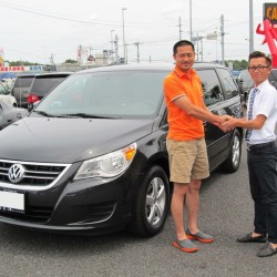 山梨県都留市にお住まいのS様に 2011y フォルクスワーゲン ルータン SE をご納車させて頂きました。