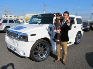 神奈川県藤沢市のN様に ハマーH2 ホワイトエディションをご納車させて頂きました。