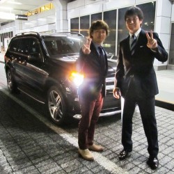 東京ヤクルトスワローズ #5 川端慎吾選手に 新車 メルセデスベンツ GL550AMGワイドバージョンをご納車させていただきました。
