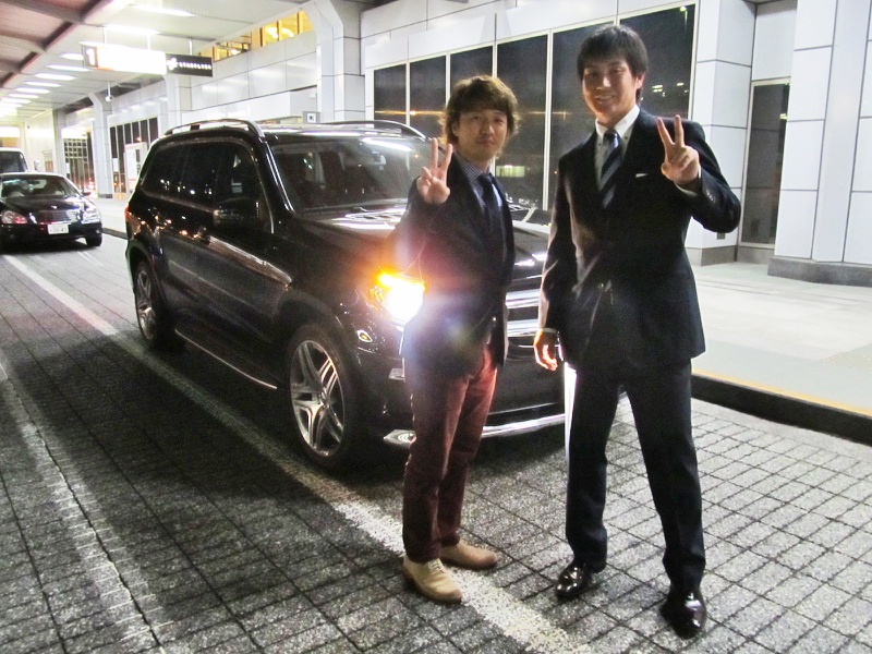 東京ヤクルトスワローズ #5 川端慎吾選手に 新車 メルセデスベンツ GL550AMGワイドバージョンをご納車させていただきました。