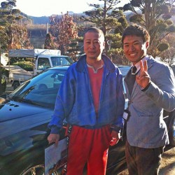 長野県南佐久郡にお住まいのI様にクライスラー300Cをご納車させて頂きました。