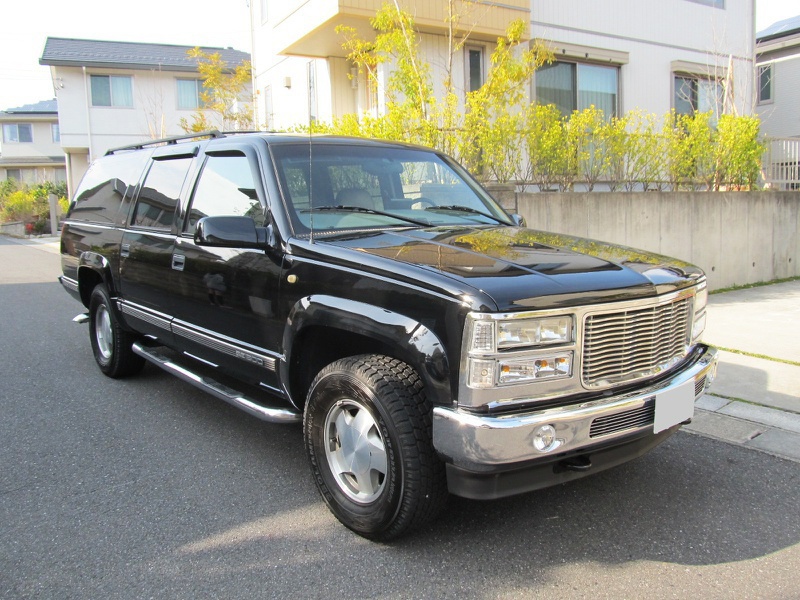 茨城県日立市のU様に GMC サバーバン をご納車させていただきました  