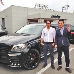 これで6台目のご購入を頂きました! いつもお世話になっておりますK社長に 新車 メルセデスベンツ GL550 A.R.T MAMMUT2 をご納車させていただきました。