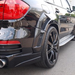 これで6台目のご購入を頂きました! いつもお世話になっておりますK社長に 新車 メルセデスベンツ GL550 A.R.T MAMMUT2 をご納車させていただきました。