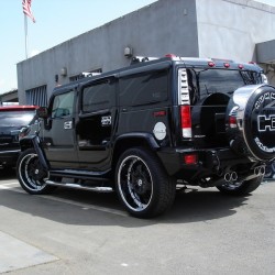K様に06yハマーH2 ジオバンナブラックディスクをご納車させて