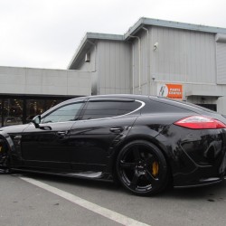 M様に MANSORY PANAMERA TURBO をご納車させていただきました。