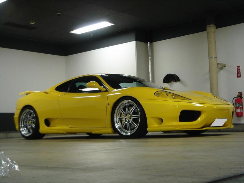 T様に フェラーリ 360モデナ F1 HAMANN ジアッロ ロベルタリフター を