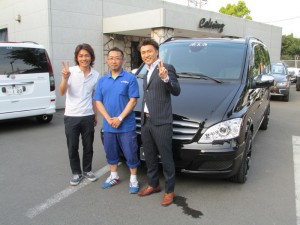 埼玉県のK社長に メルセデスベンツ V350 アンビエンテ をご納車させていただきました。