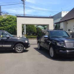 北海道のI社長に新車 リンカーン ナビゲーター ロングをご納車させて頂きました。