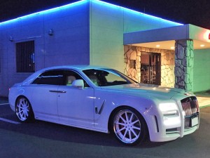 7台目のご購入有難うございます! 埼玉県のK社長に ROLLS ROYCE GHOST MANSORY VERSION ロールスロイス ゴースト マンソリーバージョンをご納車させていただきました。