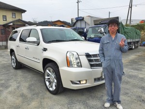 滋賀県のO社長に 2013y キャデラック エスカレード ESV プラチナム をご納車させていただきました。
