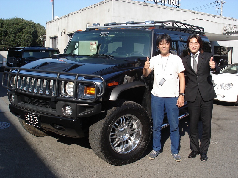 ハマー H2 にお乗りのI様がご来店してくださいました。 | 輸入車専門店 