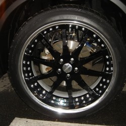 H様にインフィニティFX45をご納車させて頂きました。 with ハイパーフォージド HF213Rブラックディスク